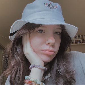 Meet your Posher, Tessa